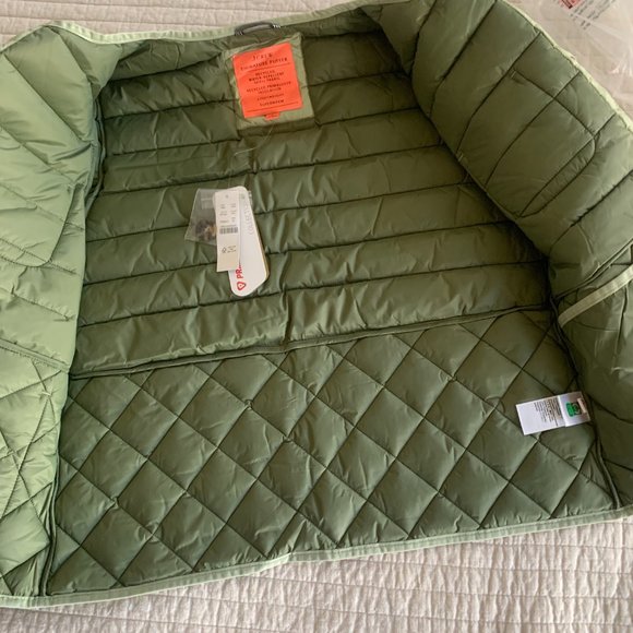 NWT J. Crew Faded Pistachio Puffer Jacket Coat with PrimaLoft, sz Med - Picture 7 of 8
